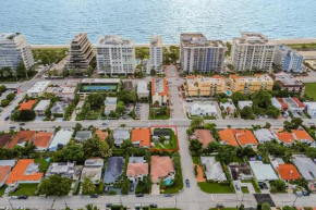 Stunning 2Bd 1Ba dream beach house in Surfside